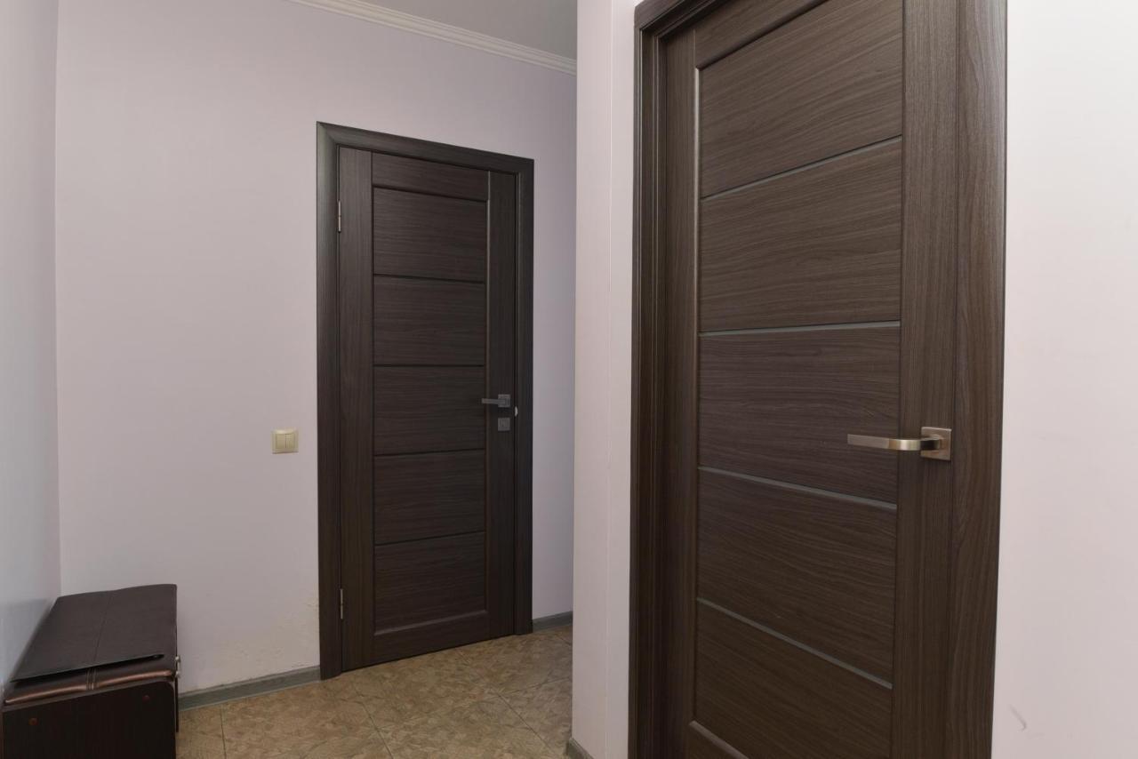 Apartament On Vasylia Lypkivskoho 24 Kiev Extérieur photo